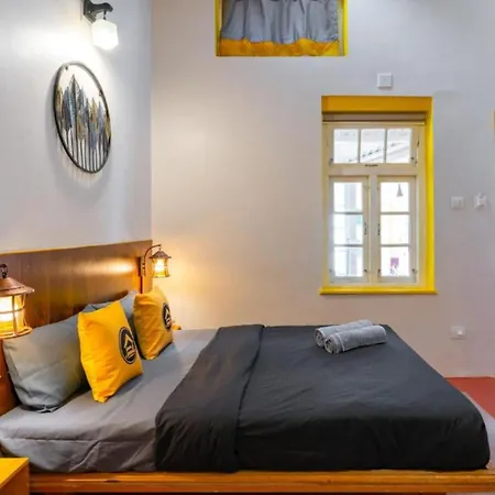 The Hosteller Ooty Room photo
